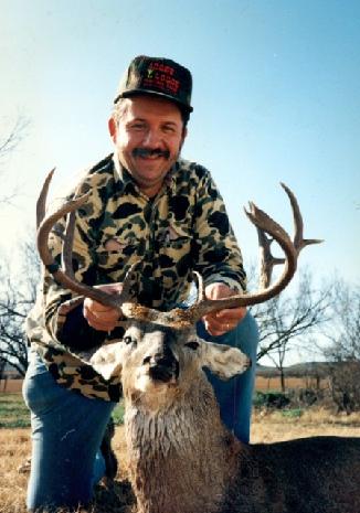 whitetail deer hunting